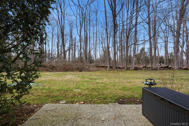 10 Wild Oaks Road 103, Goldens Bridge, NY 10526