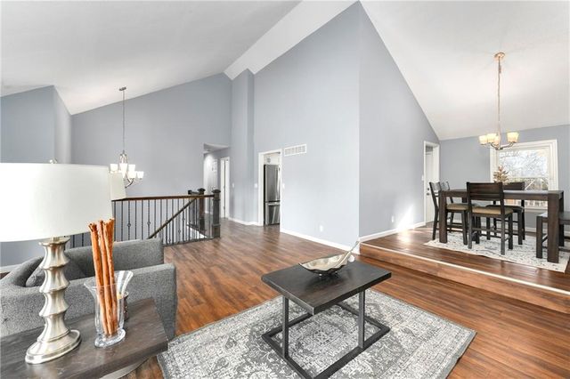 15709 W 127th Terrace, Olathe, KS 66062