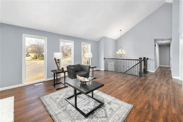 15709 W 127th Terrace, Olathe, KS 66062