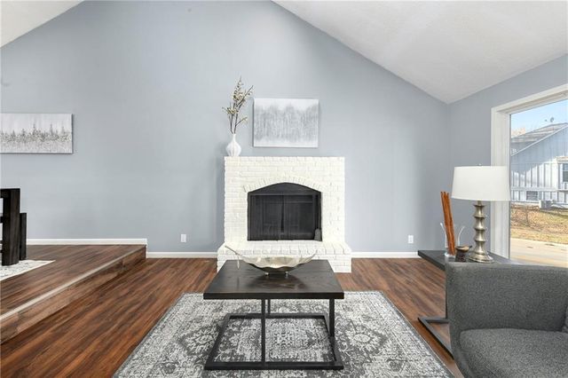 15709 W 127th Terrace, Olathe, KS 66062