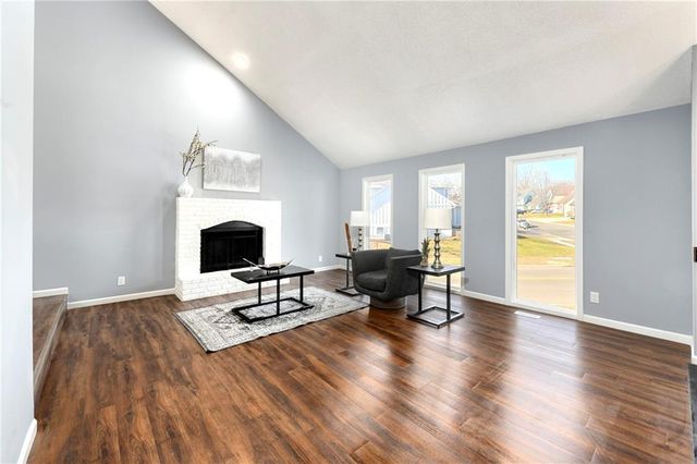 15709 W 127th Terrace, Olathe, KS 66062