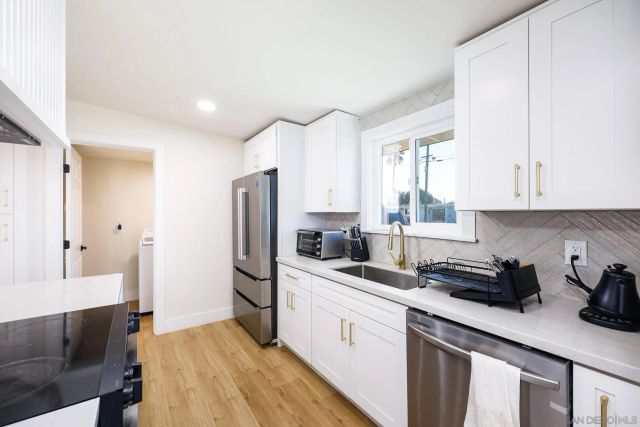 1128 Hemlock Ave, Imperial Beach, CA 91932