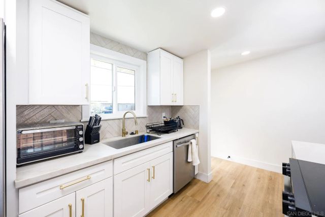 1128 Hemlock Ave, Imperial Beach, CA 91932