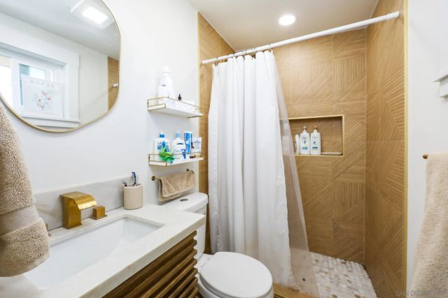 1128 Hemlock Ave, Imperial Beach, CA 91932