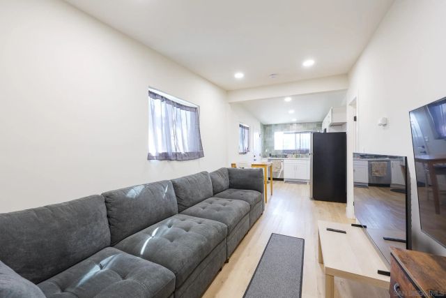 1128 Hemlock Ave, Imperial Beach, CA 91932