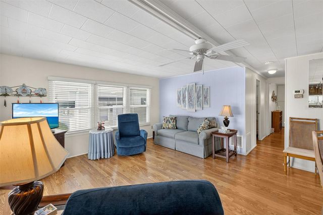 1812 MINNESOTA AVENUE, Bradenton, FL 34207