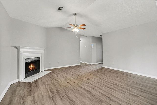 220 Westcliffe Court, College Park, GA 30349