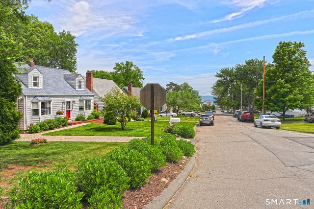 137 Lake Street, West Haven, CT 06516