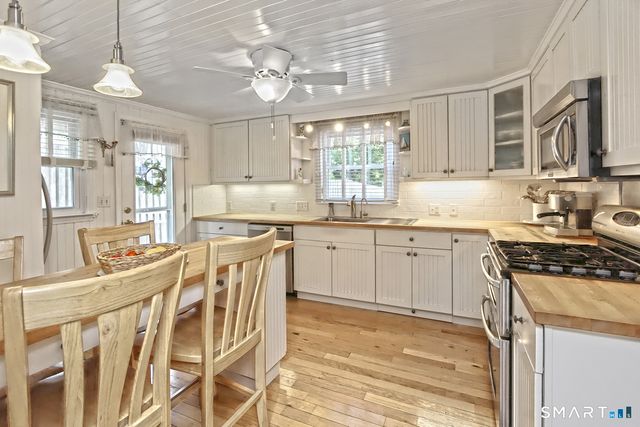137 Lake Street, West Haven, CT 06516