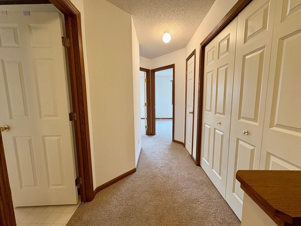 1729 Riverwood Drive 64, Burnsville, MN 55337 — photo 4