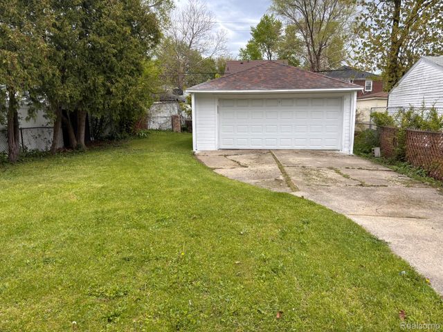 5797 E Outer Drive, Detroit, MI 48234