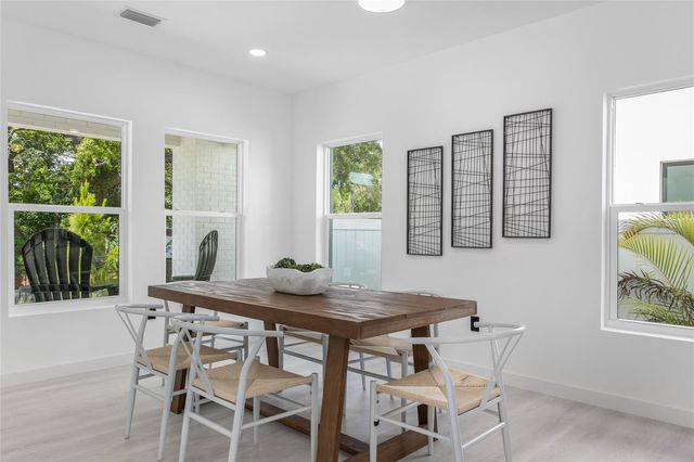 4601 QUEENSBORO AVENUE S, St Petersburg, FL 33711