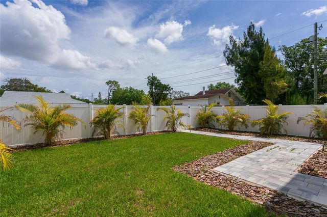 4601 QUEENSBORO AVENUE S, St Petersburg, FL 33711