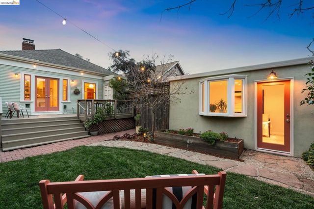 5360 5360 LOCKSLEY Ave, Oakland, CA 94618