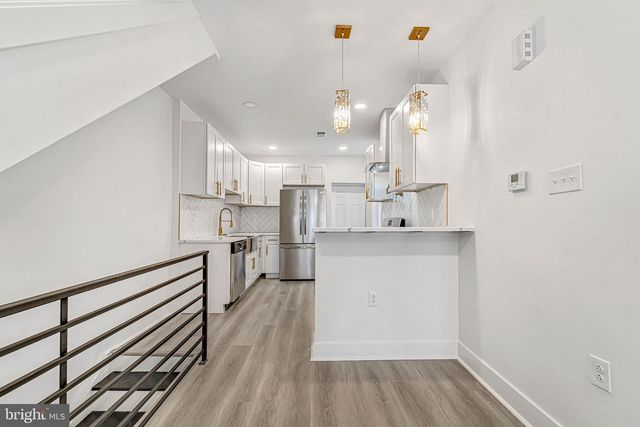 5540 W OXFORD ST, Philadelphia, PA 19131