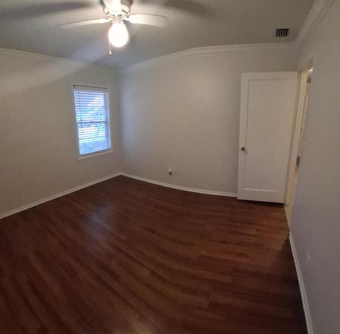 5815 Garden Avenue, West Palm Beach, FL 33405