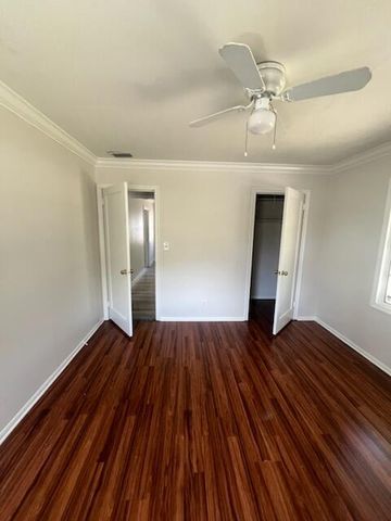 5815 Garden Avenue, West Palm Beach, FL 33405