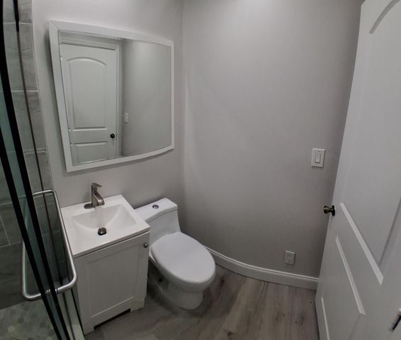 5815 Garden Avenue, West Palm Beach, FL 33405