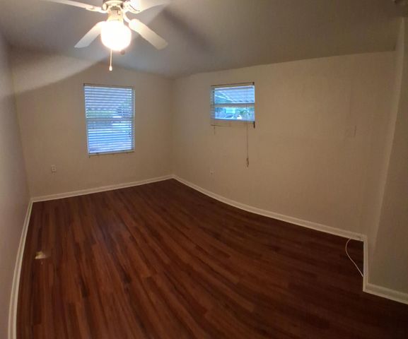 5815 Garden Avenue, West Palm Beach, FL 33405