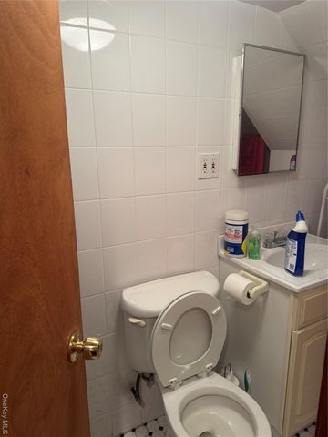 13155 221st Street, Laurelton, NY 11413