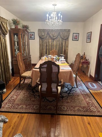 13155 221st Street, Laurelton, NY 11413