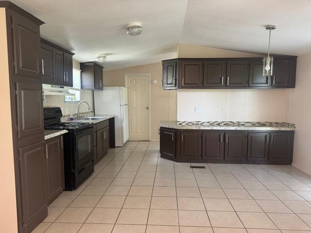 13302 Pleasant Way C576A, Alvin, TX 77511