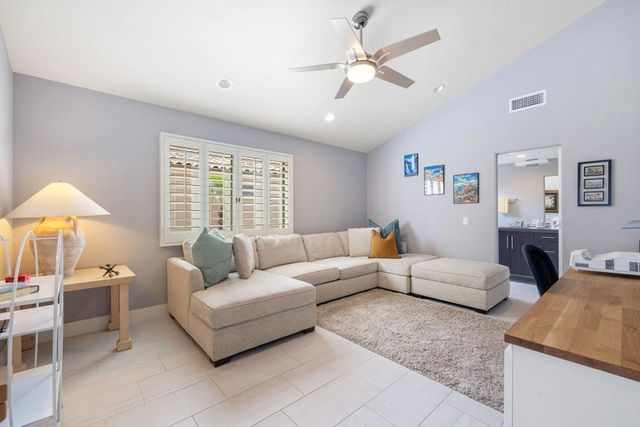 38652 Nasturtium Way, Palm Desert, CA 92211