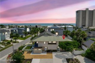 2075 2ND Street N, Jacksonville Beach, FL 32250