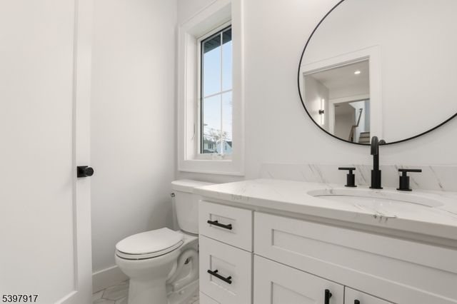 29 Alice Ln, Clark Twp., NJ 07066