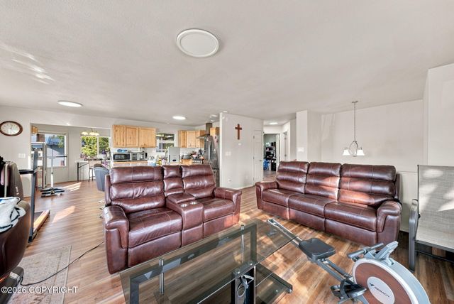 521 E 46th, Anchorage, AK 99503