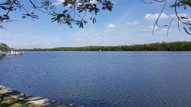 3259 MANGROVE POINT DRIVE, Ruskin, FL 33570