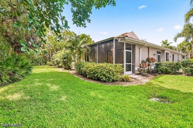 7550 Meadow Lakes DR 4701, Naples, FL 34104