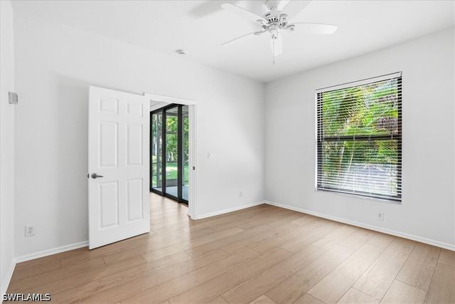 7550 Meadow Lakes DR 4701, Naples, FL 34104