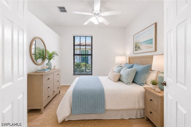 7550 Meadow Lakes DR 4701, Naples, FL 34104