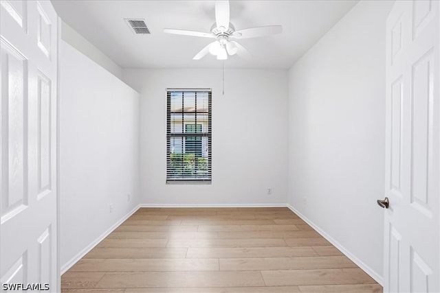 7550 Meadow Lakes DR 4701, Naples, FL 34104