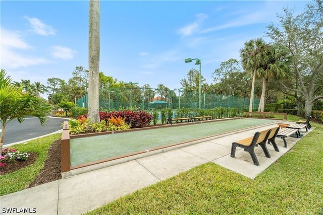 7550 Meadow Lakes DR 4701, Naples, FL 34104