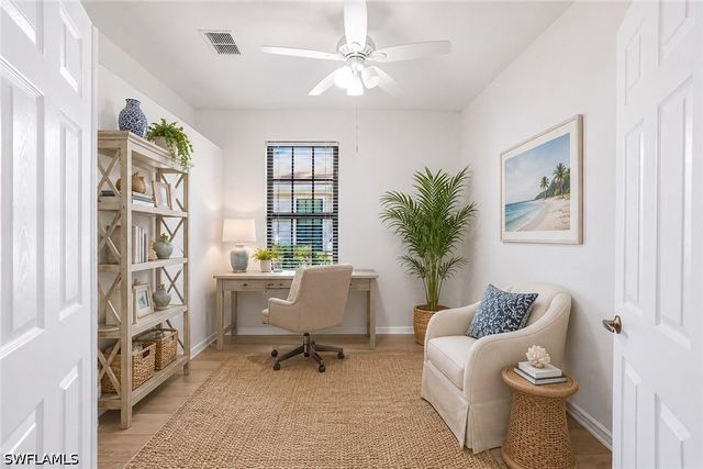 7550 Meadow Lakes DR 4701, Naples, FL 34104