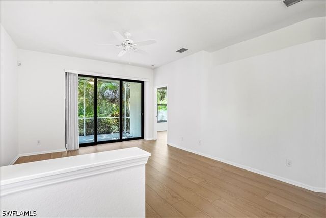 7550 Meadow Lakes DR 4701, Naples, FL 34104