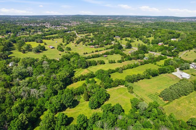 1958 Burke Hollow Rd, Nolensville, TN 37135