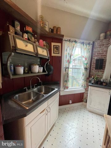 120 HANOVER ST, Pemberton, NJ 08068