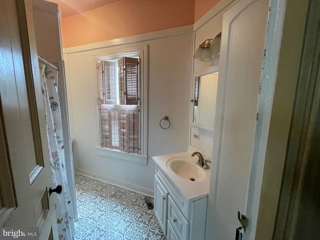 120 HANOVER ST, Pemberton, NJ 08068