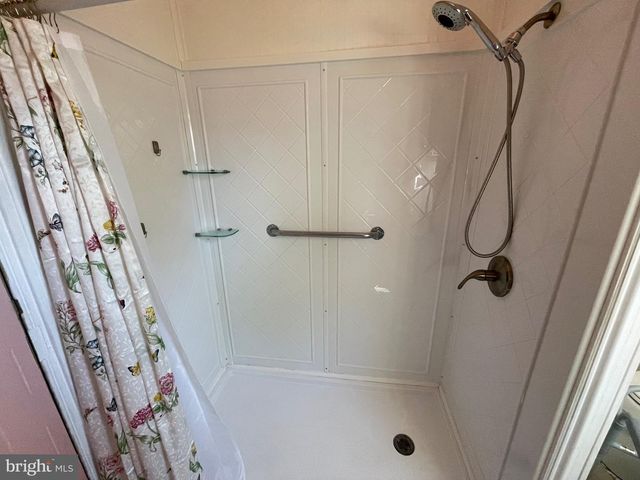 120 HANOVER ST, Pemberton, NJ 08068