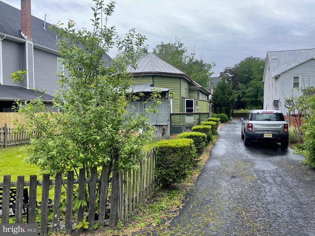 120 HANOVER ST, Pemberton, NJ 08068