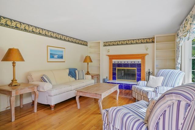 42 Riverview Dr, Newbury, MA 01951