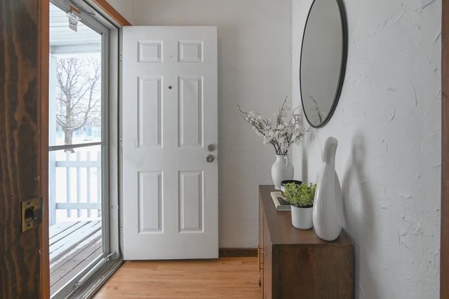 1129 S CHESTNUT AVENUE, Green Bay, WI 54304