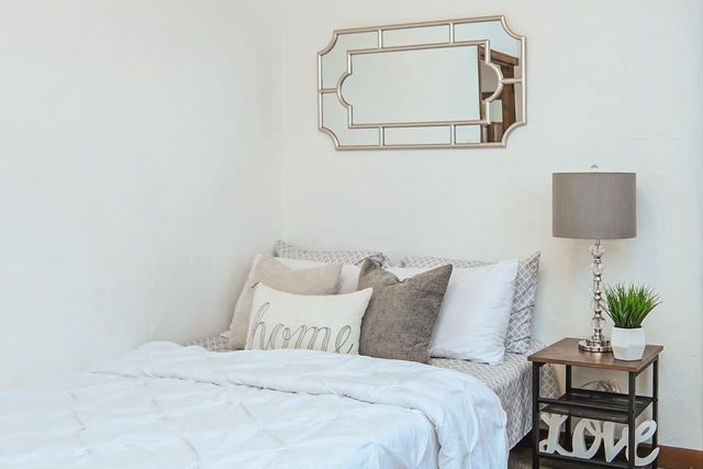 1129 S CHESTNUT AVENUE, Green Bay, WI 54304