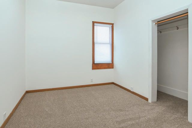 1129 S CHESTNUT AVENUE, Green Bay, WI 54304