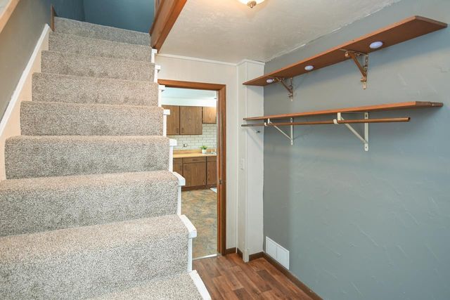 1129 S CHESTNUT AVENUE, Green Bay, WI 54304