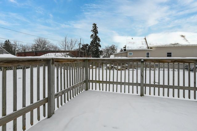 1129 S CHESTNUT AVENUE, Green Bay, WI 54304