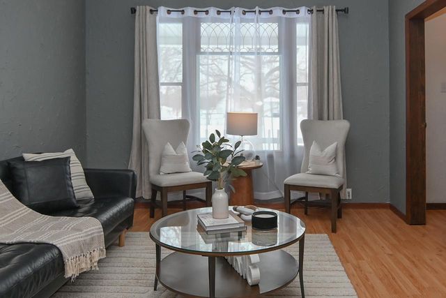 1129 S CHESTNUT AVENUE, Green Bay, WI 54304